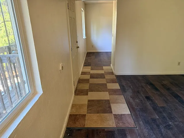 1534 Daphne Dr — Photo 9