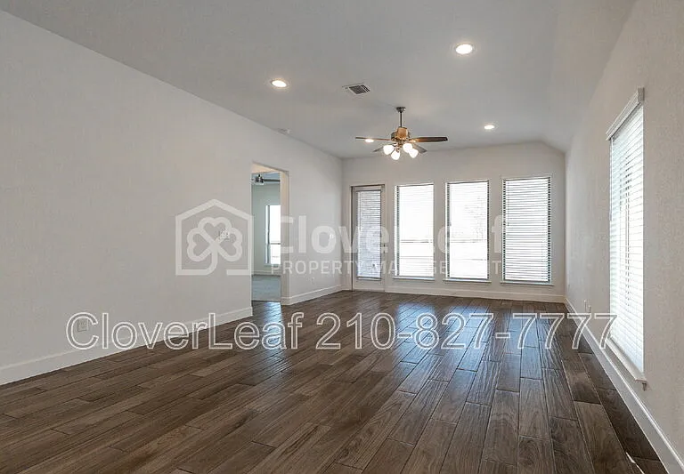 1045 Blue Oak Blvd — Photo 5