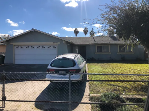 12469 Risley Avenue, Orosi, CA 93647