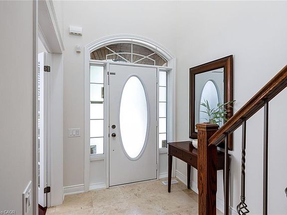 4th image of 147 Innville Cres