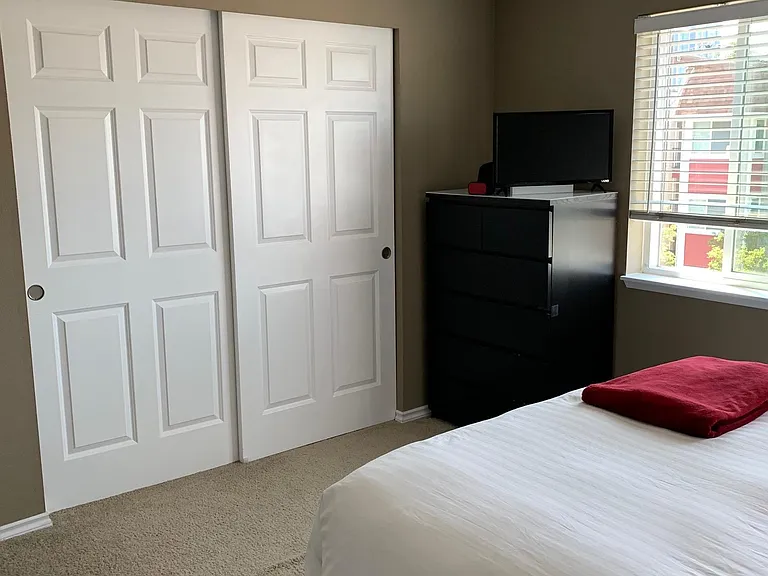 1616 Summit Ave #4 — Photo 11