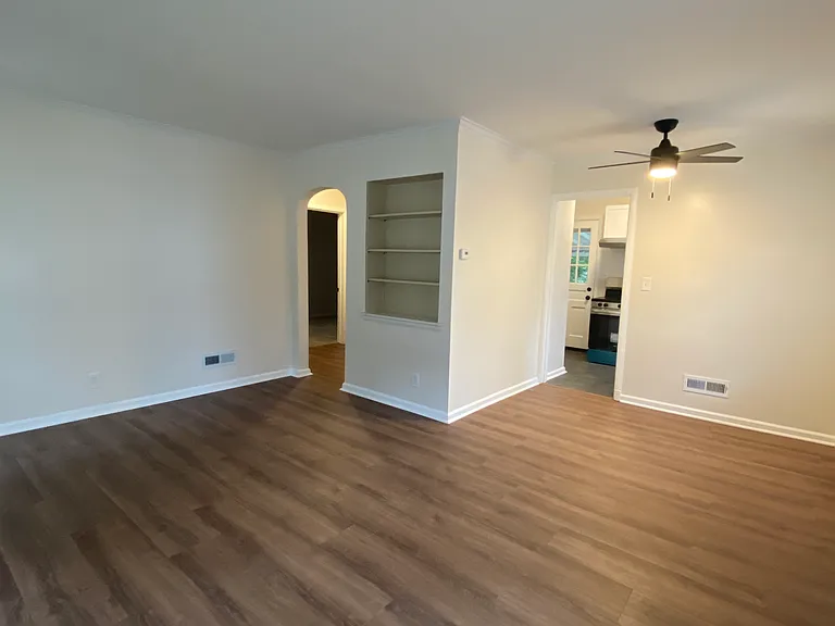 1720 Quentin Ave — Photo 3