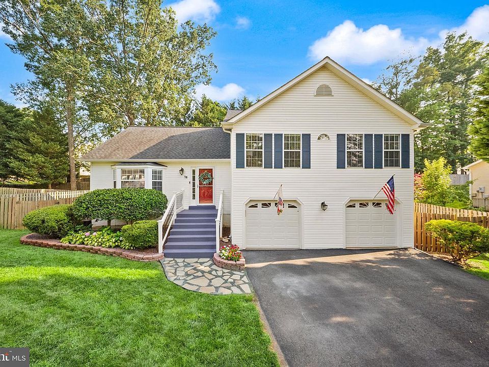 1st image of 18 Parkwood Ct
