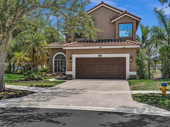 18442 NW 12th St, Pembroke Pines, FL 33029