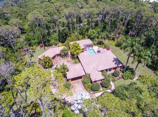 7103 Proctor Rd, Sarasota, FL 34241