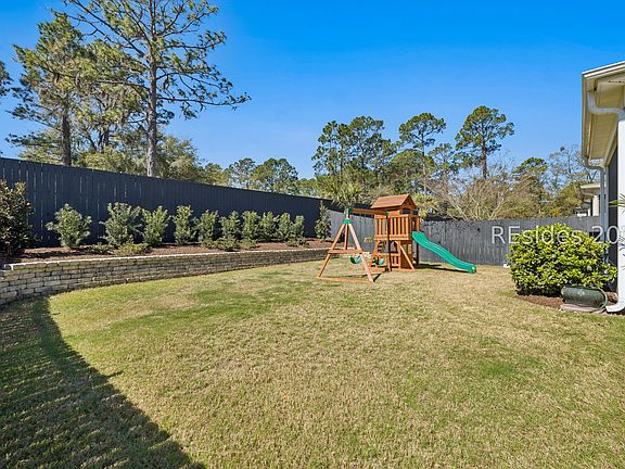 3rd image of 12 Foggy Bluff Rd