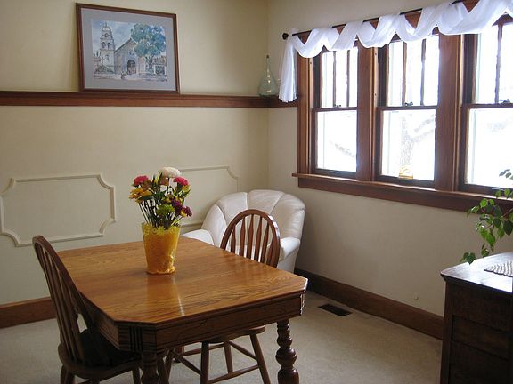 separate dining room