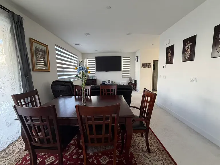 10528 Tenor Way — Photo 14