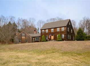 174 Huntingtown Rd, Newtown, CT 06470