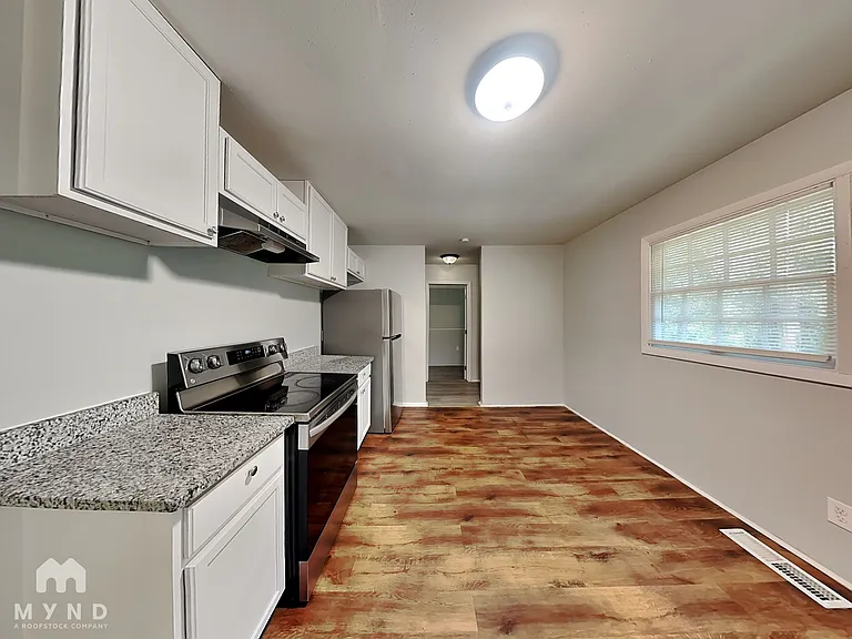 4484 Bonnie Glen Ct — Photo 4