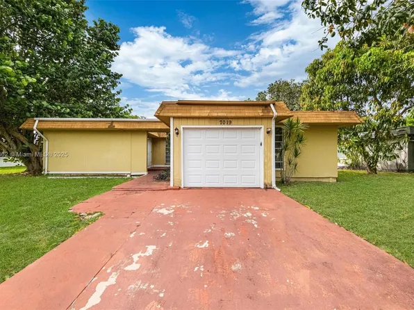 7019 NW 63rd St, Fort Lauderdale, FL 33321