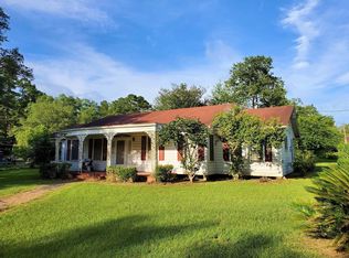 305 S Pitzer, Colmesneil, TX 75938