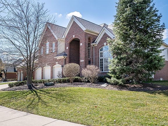 2nd image of 24527 Perceval Ln