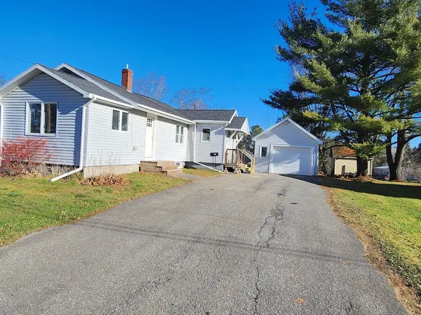 20 Delmont Street, Presque Isle, ME 04769