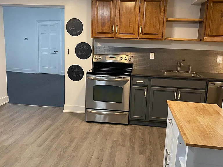 326 Cottage Grove Rd #1 — Photo 39