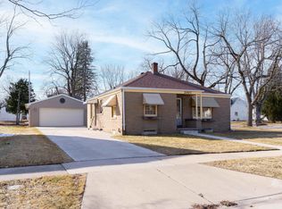 2007 N Division St, Appleton, WI 54911