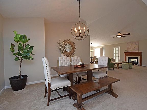 4th image of 6337 Thornberry Ct