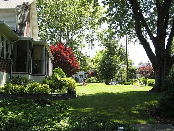 Beautifully landscaped yard