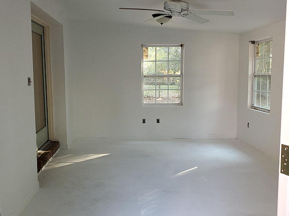 4th image of 435 Corrydale Dr