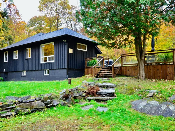 1279 Carlingford Rd, Muskoka Lakes, ON P0B 1J0