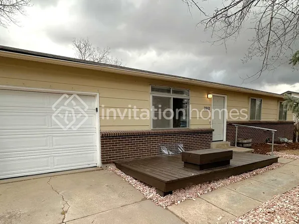 2852 S Mobile St, Aurora, CO 80013