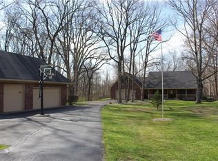 4621 E Viola Dr, Mooresville, IN 46158