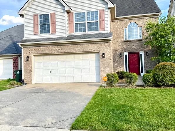 500 Wellington Gardens Dr, Lexington, KY 40503