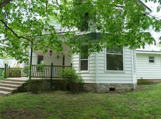 9273 Old Prairie Creek Rd, Rogers, AR 72756