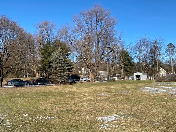 4th image of 3608 State Highway 32