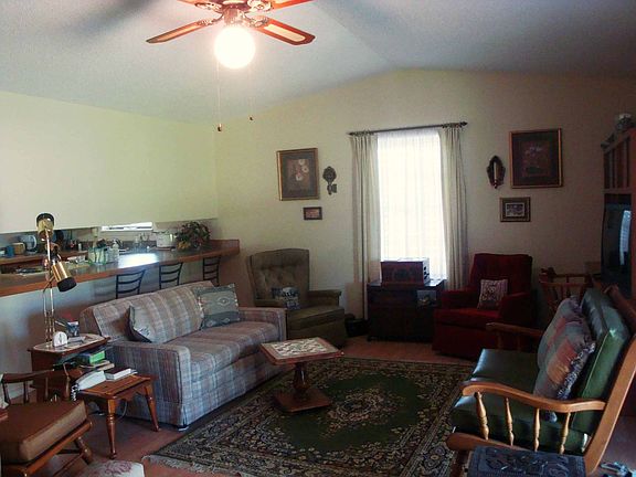 4th image of 1025 E Flynn Ave