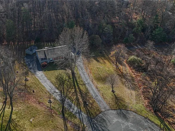 336 Maple Ave, Lehighton, PA 18235