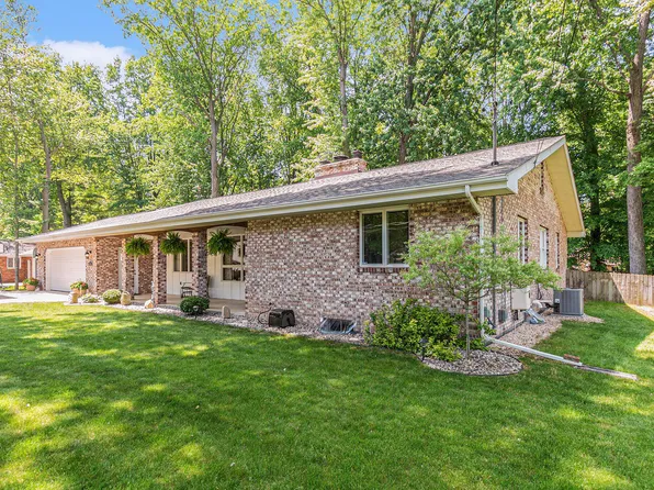 4242 Emerald Dr, Bridgeport, MI 48722