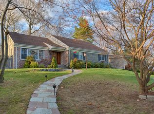 101 Kewanee Rd, New Rochelle, NY 10804