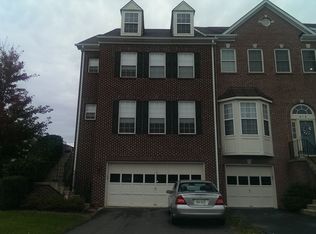 618 Springhouse Sq SE, Leesburg, VA 20175