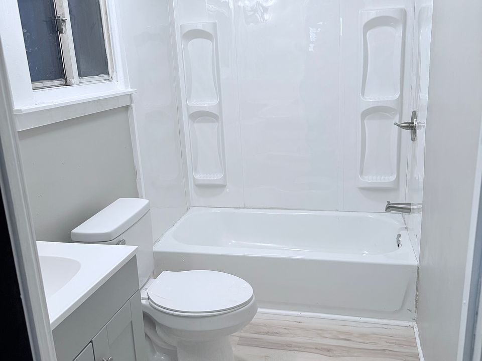 1st image of 259 Ormond Ave