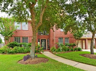 7102 Cranford Ct, Sugar Land, TX 77479