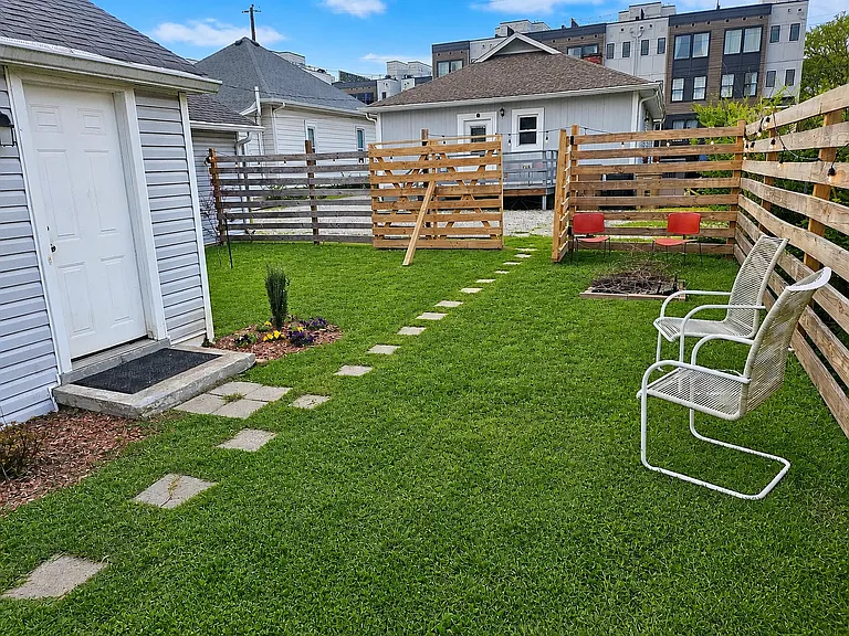 112 Lucile St — Photo 22