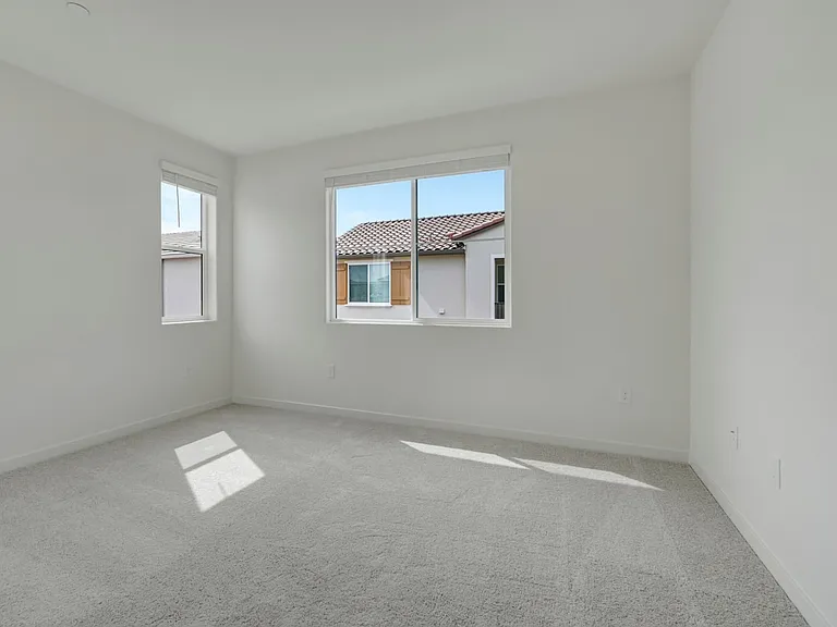 14545 Southpointe Dr #81 — Photo 36