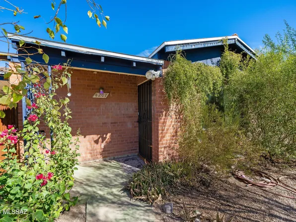 4207 E Waverly St, Tucson, AZ 85712
