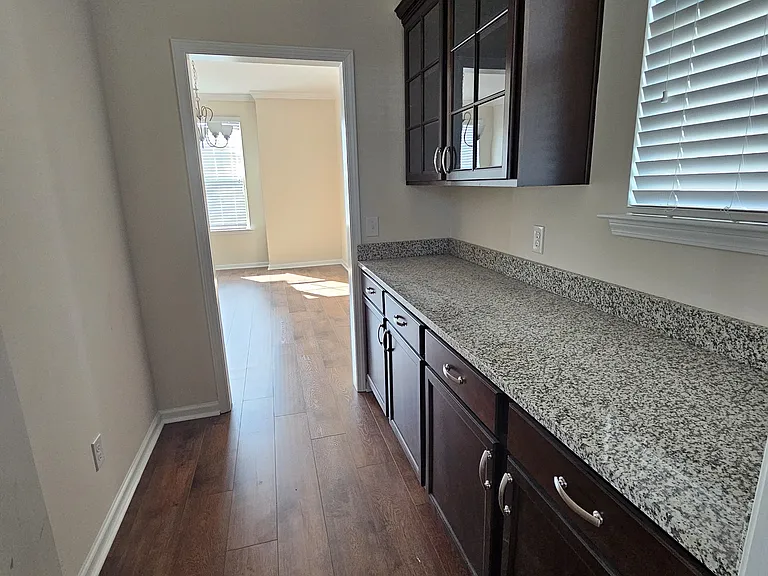 147 McCrady Dr — Photo 8