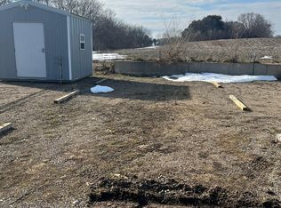 396 Baraboo St #15, Merrimac, WI 53561