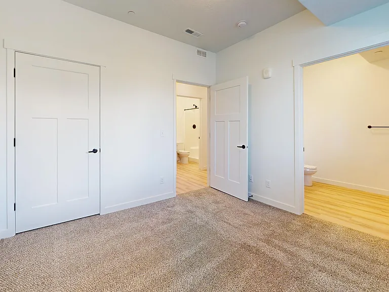 1128 S 250 W #202 — Photo 5