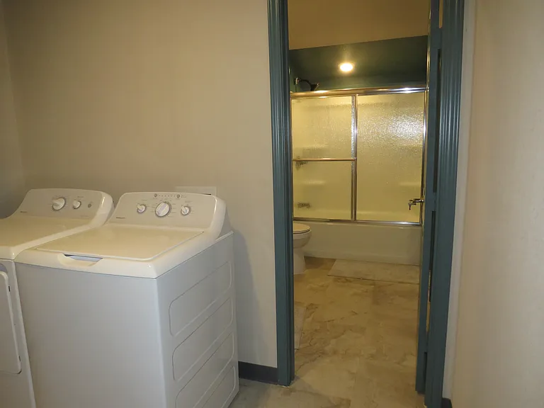 12069 Joyce Ln — Photo 19