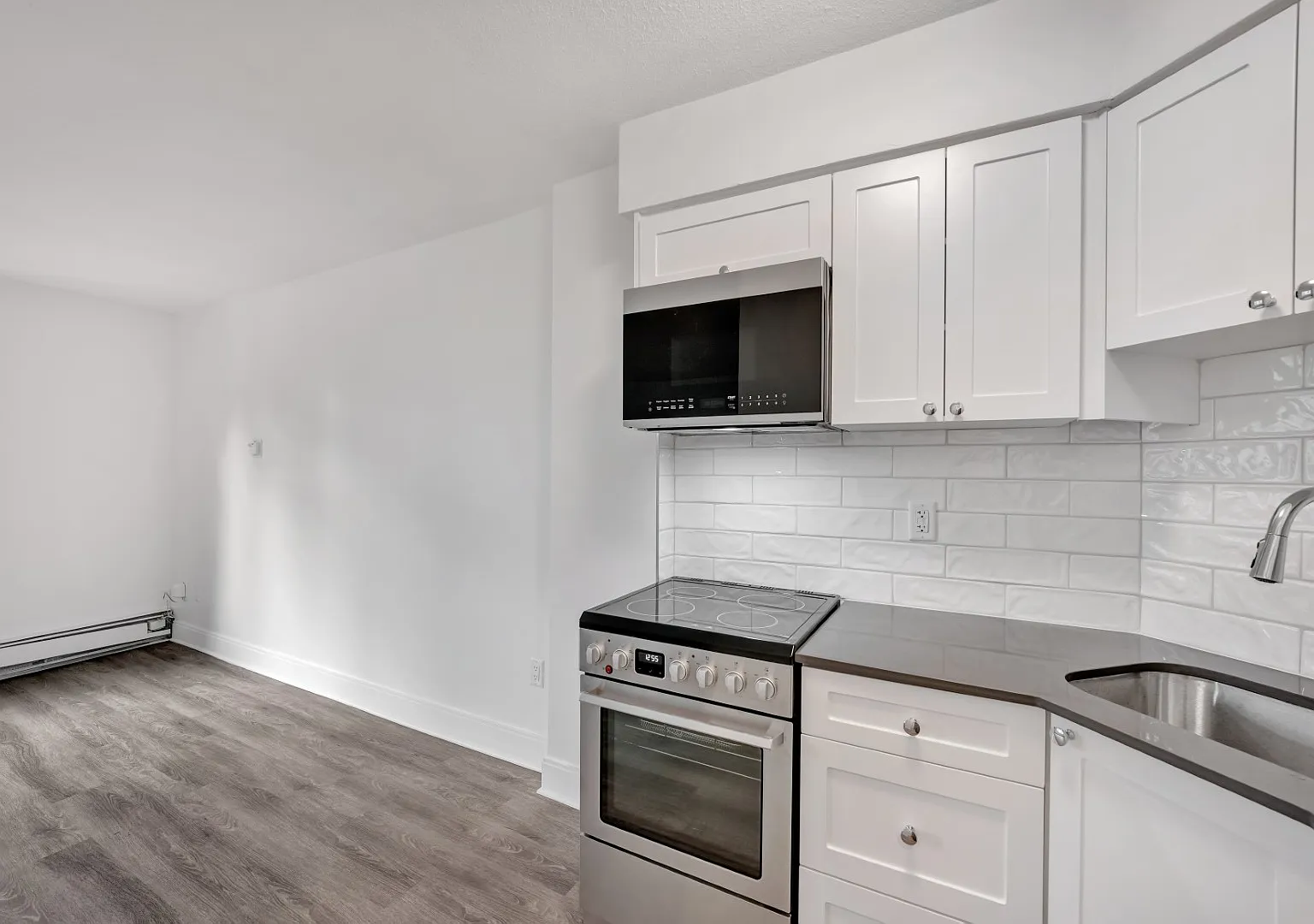 1175 Haro Street — Photo 2