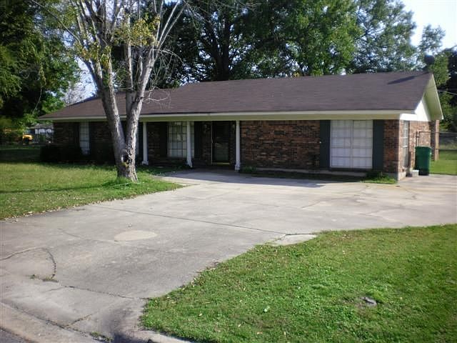 1st image of 2815 Kimberly Dr