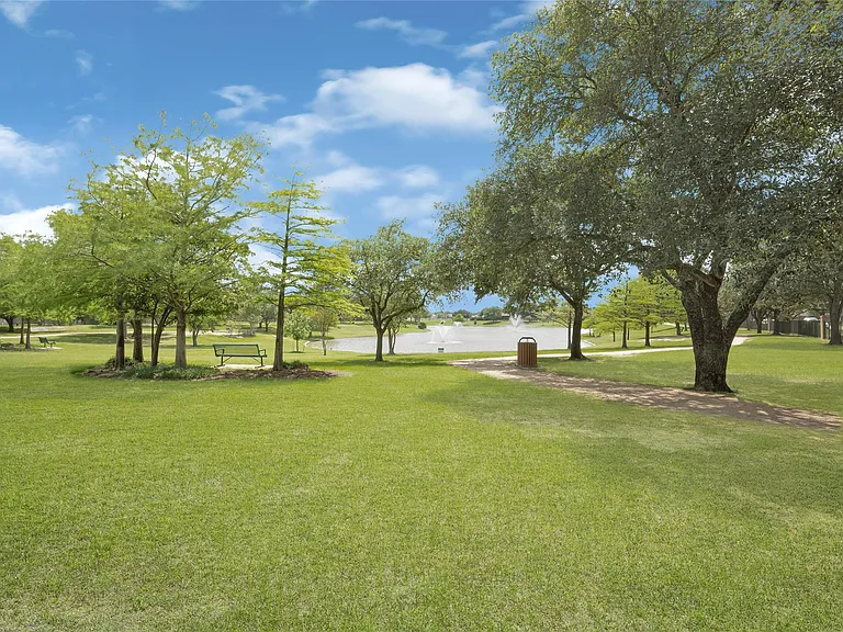 8619 Arranmore Ln — Photo 27