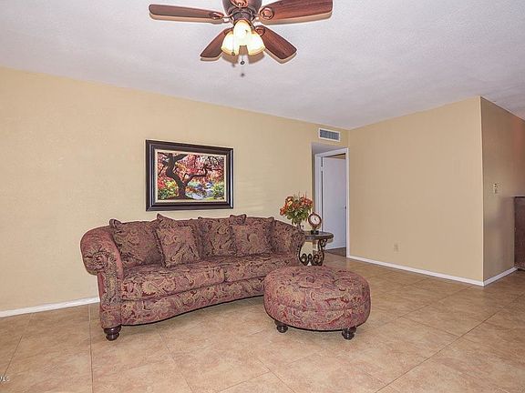 5th image of 3844 W Grovers Ave