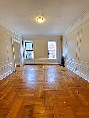 2nd image of 501 E 21st St #C4
