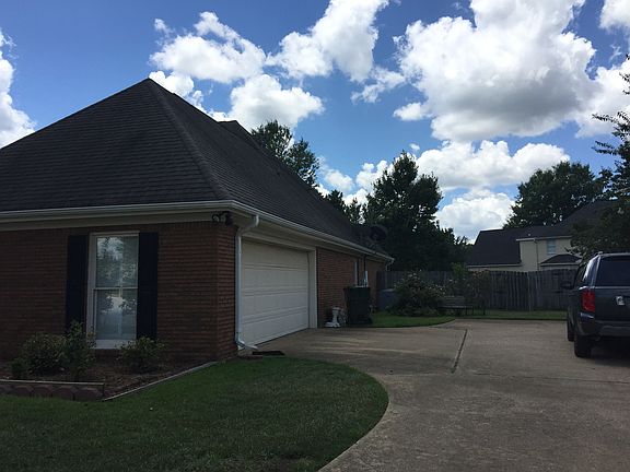 3rd image of 6040 Grey Cir