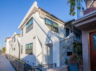 Beautiful Studio Apartment in Belmont Shore Across from Rosie's Dog Beach!!, Long Beach, CA 90803